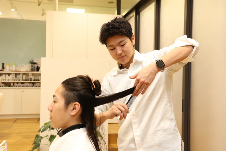 海外で活躍できる美容師を目指す
