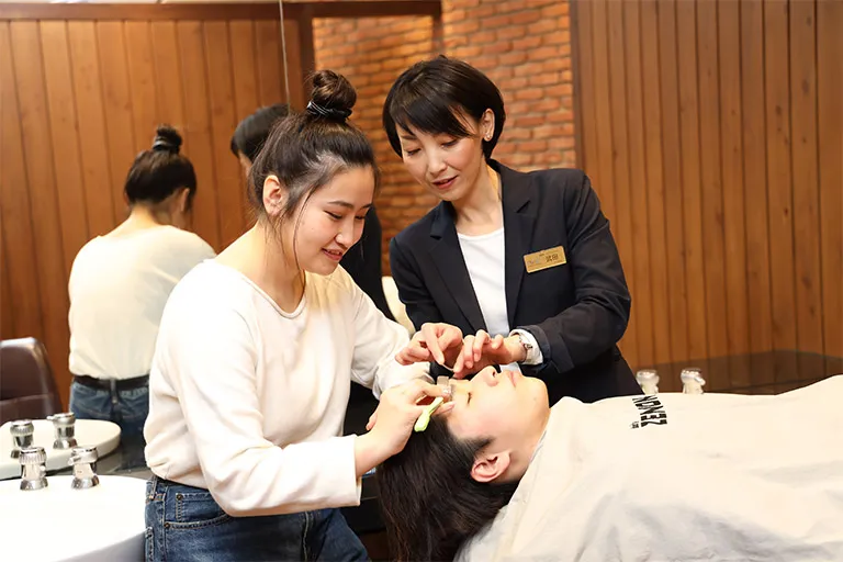 少人数制指導で一人ひとりに寄り添った指導