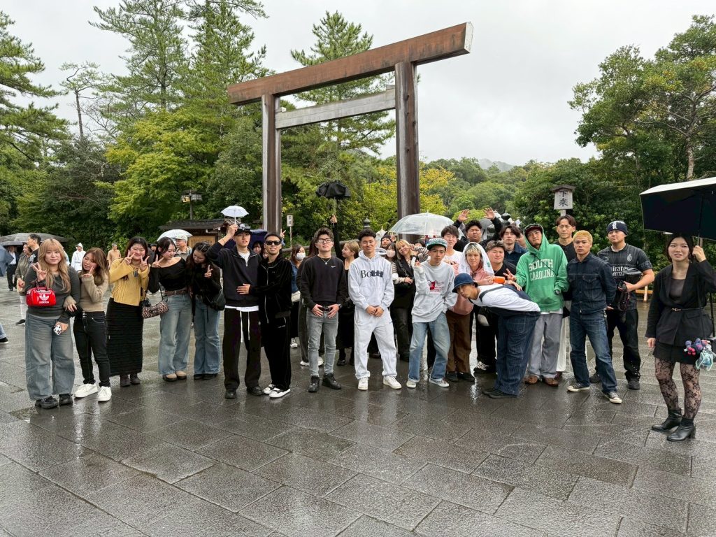 LINE ALBUM 修学旅行2 251017 14