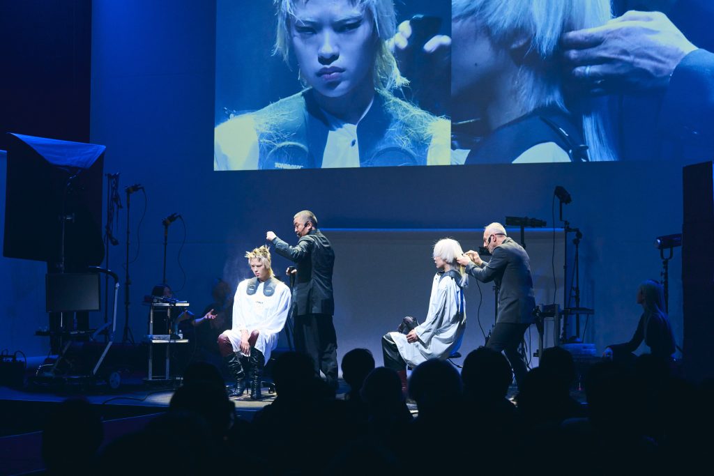 251110 TONIGUY hairshow0073